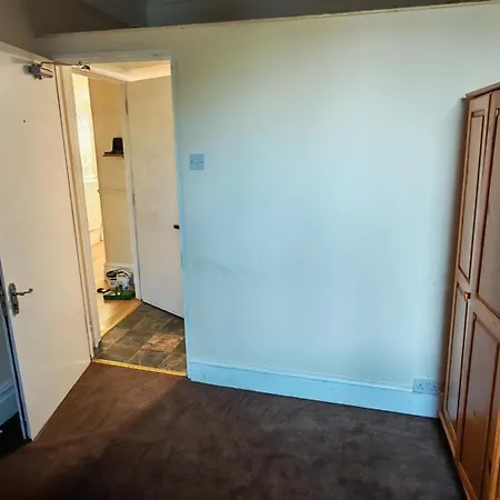 Ashley Down Homestay